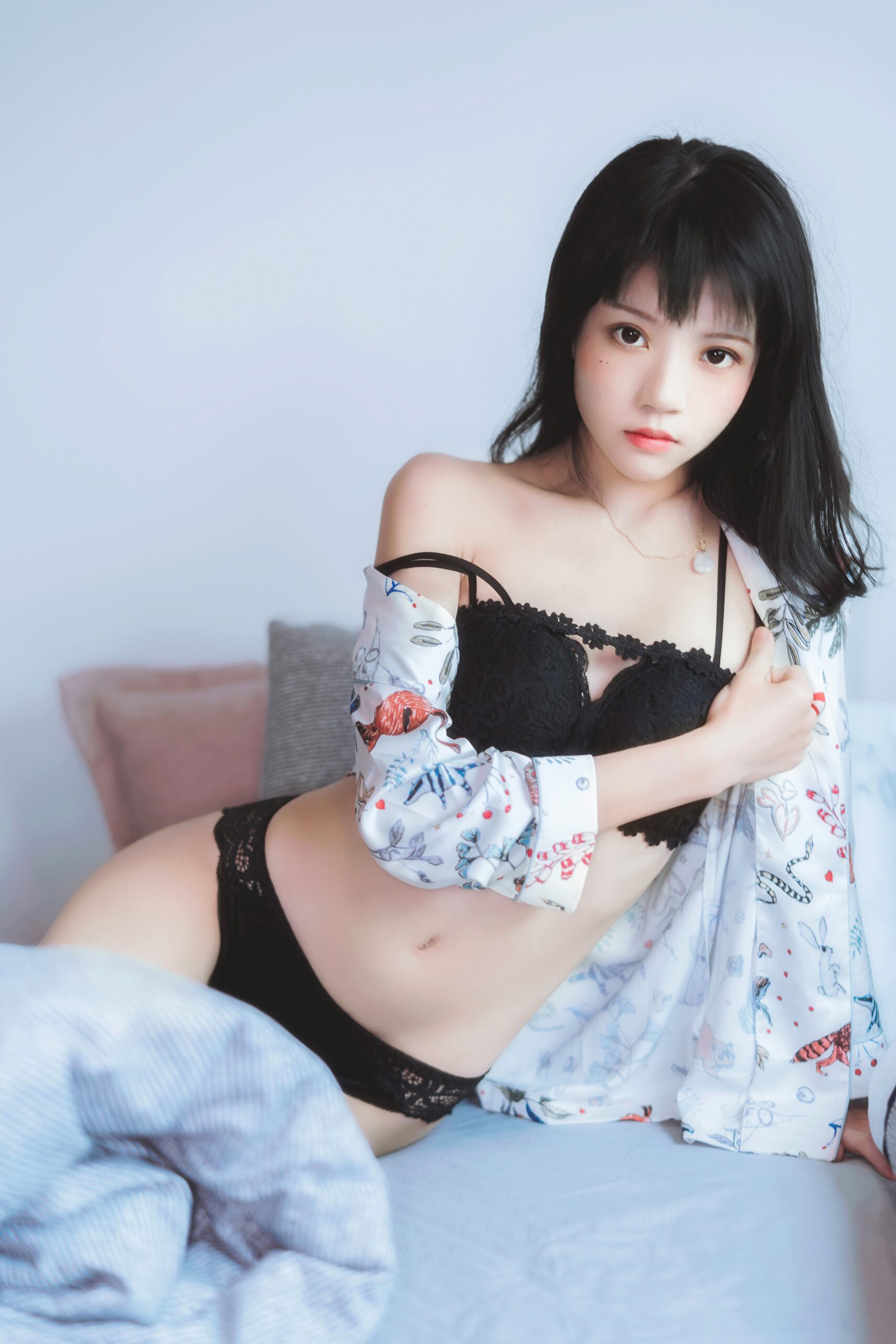 cosplayer-cherry-neko-桜桃喵-lingerie-vol-35